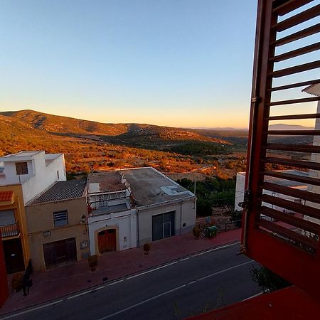 Tranquil And Spacious Townhouse In Historical And Picturesque Cervera Del Maestre Zewnętrze zdjęcie